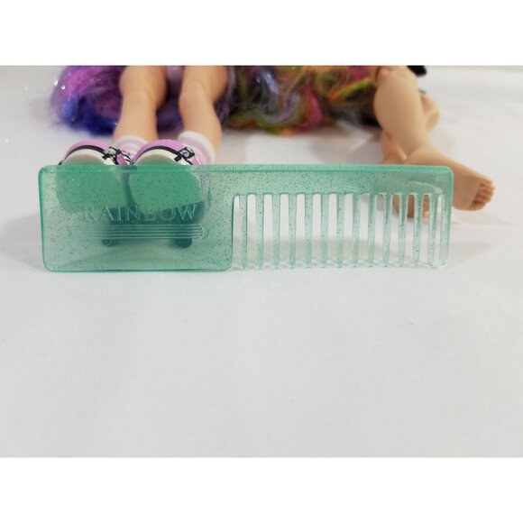 Rainbow High Dolls Cheerleader Violet Willow & Amaya Raine Rainbow - Picture 15 of 15